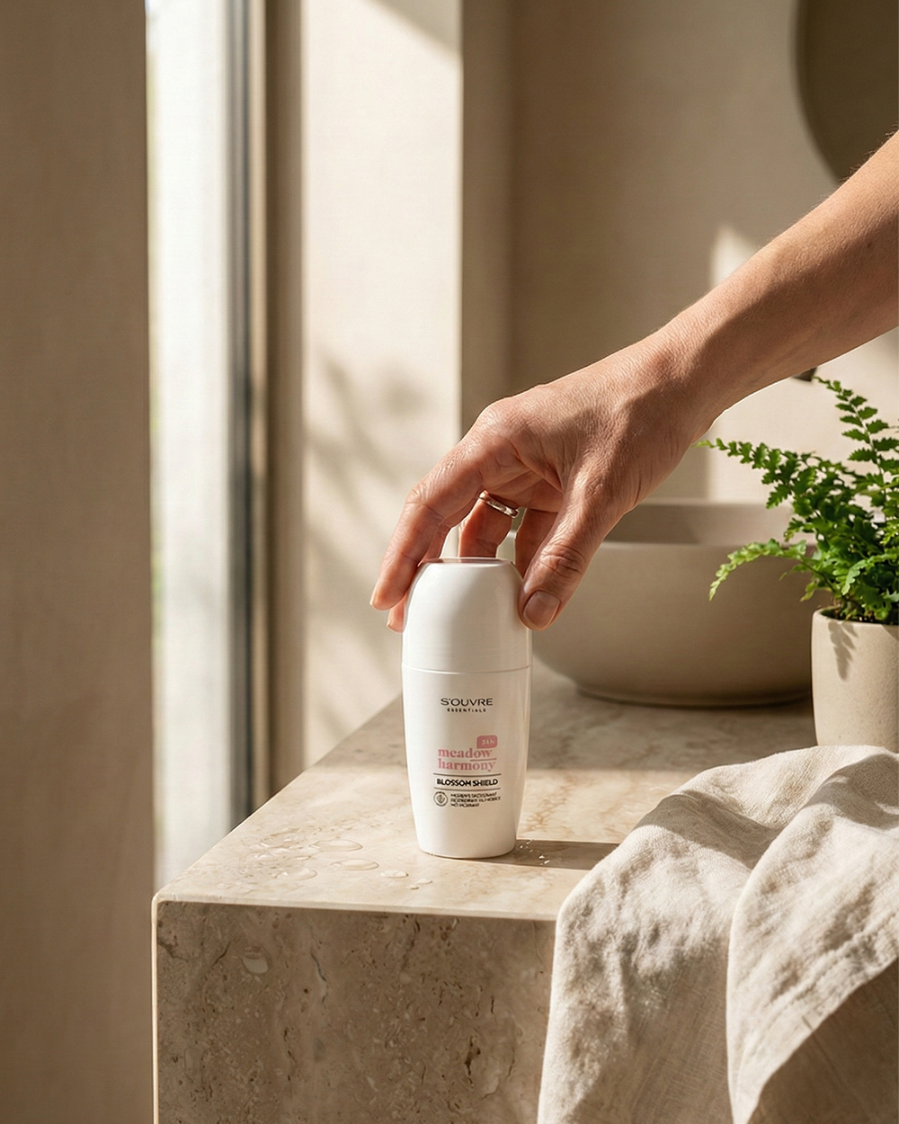 Damski dezodorant w kulce - BLOSSOM SHIELD - meadow harmony